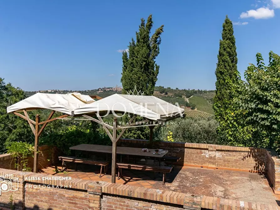 Immagine 3 di Casa colonica in vendita  a San Gimignano