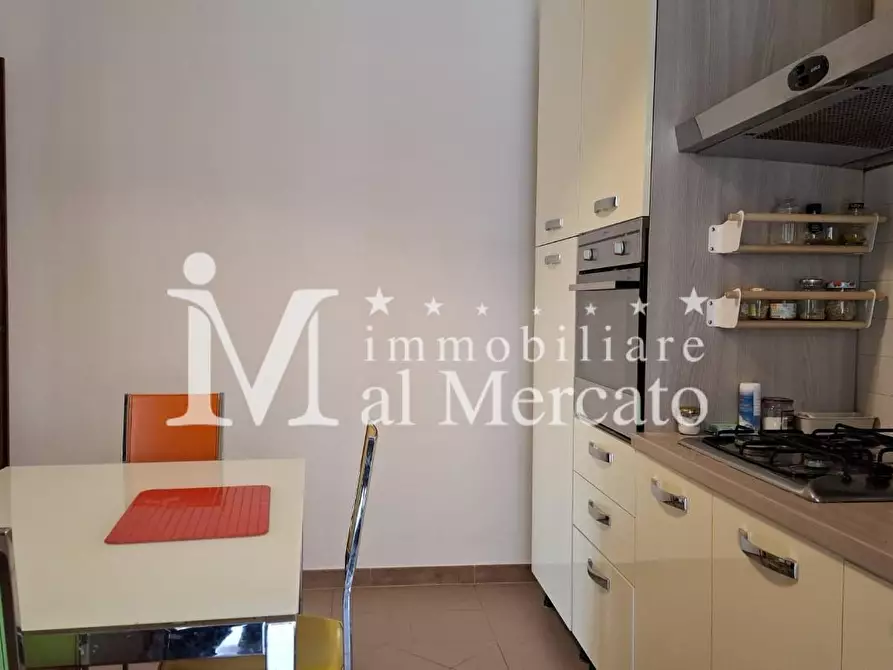 Immagine 6 di Appartamento in vendita  a Viareggio