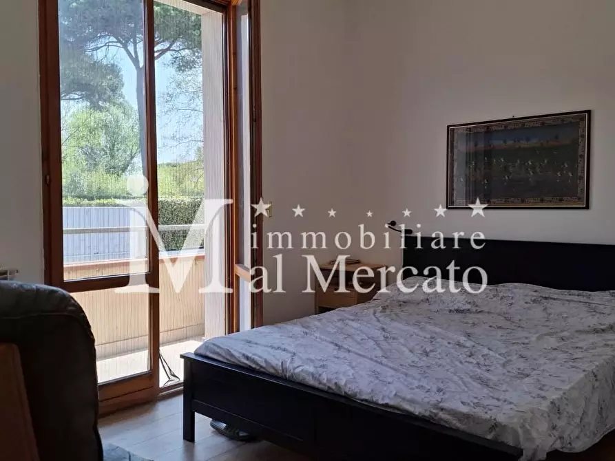 Immagine 12 di Appartamento in vendita  a Viareggio