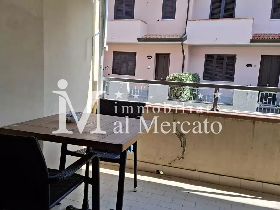 Immagine 8 di Appartamento in vendita  a Viareggio