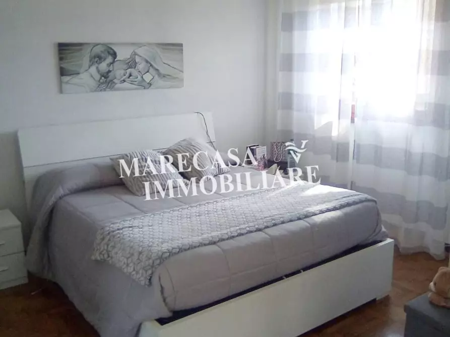 Immagine 8 di Appartamento in vendita  a Massa