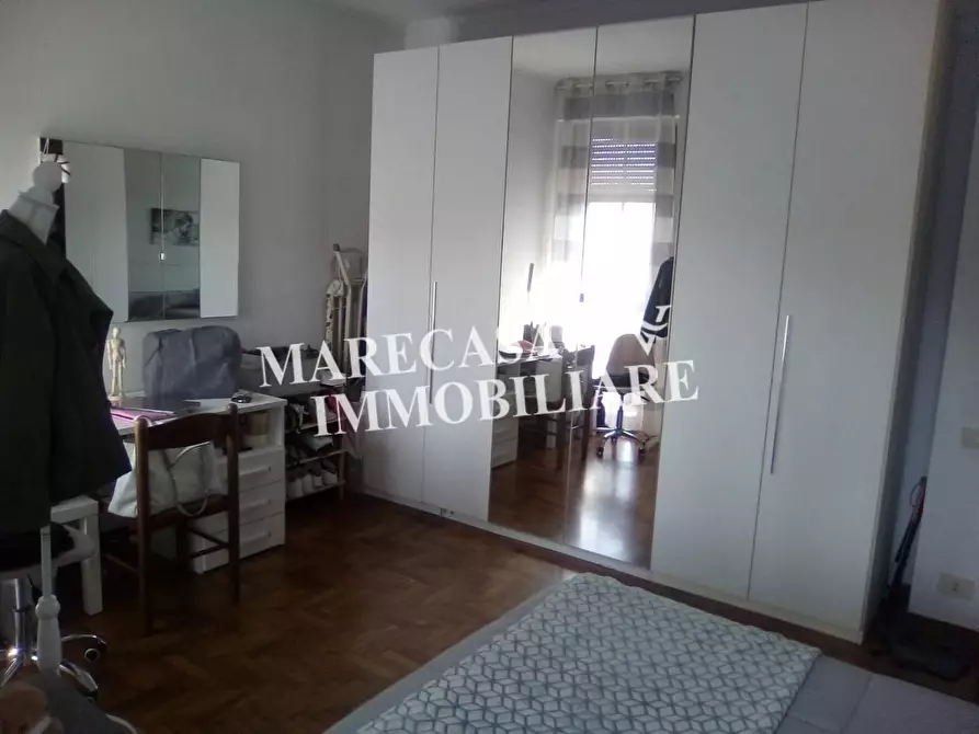 Immagine 9 di Appartamento in vendita  a Massa