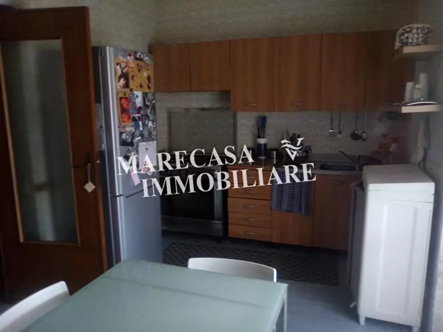 Immagine 21 di Appartamento in vendita  a Massa