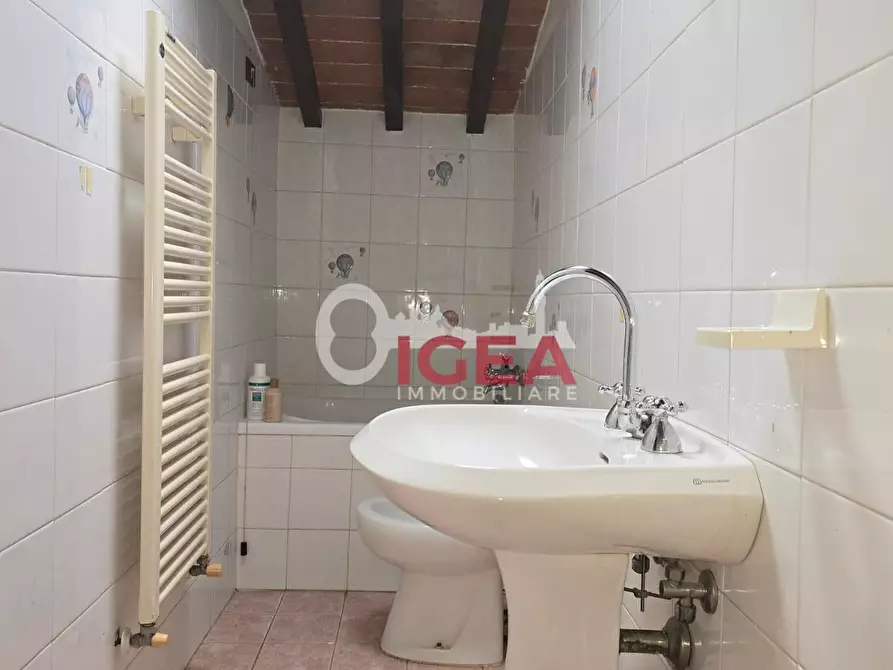 Immagine 39 di Appartamento in vendita  a Poggibonsi