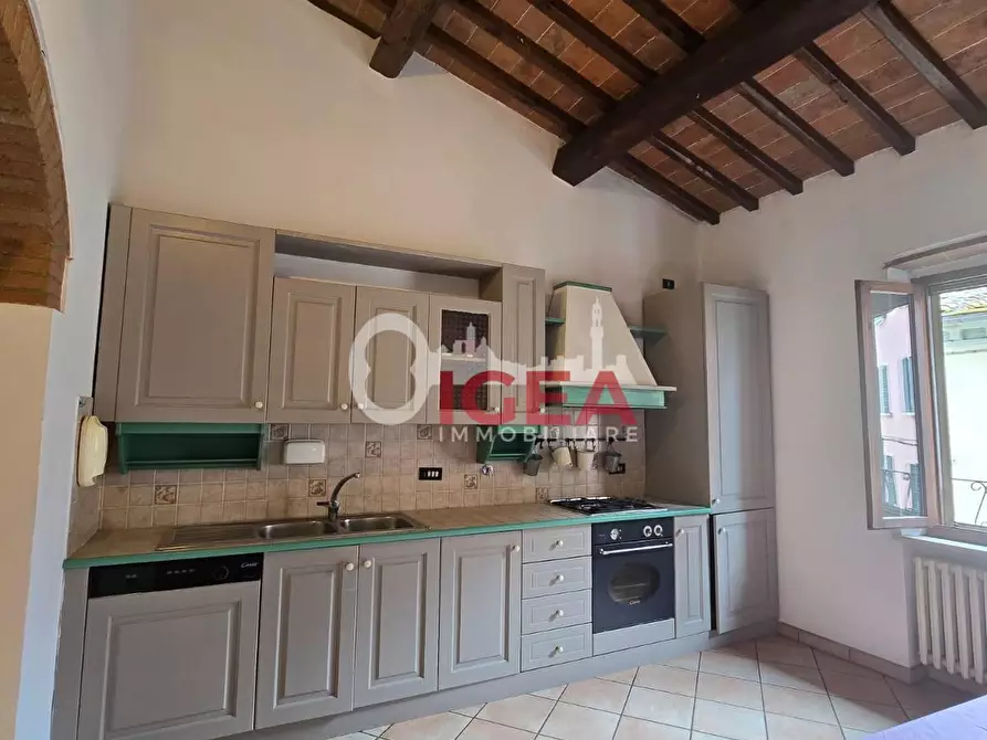 Immagine 9 di Appartamento in vendita  a Poggibonsi