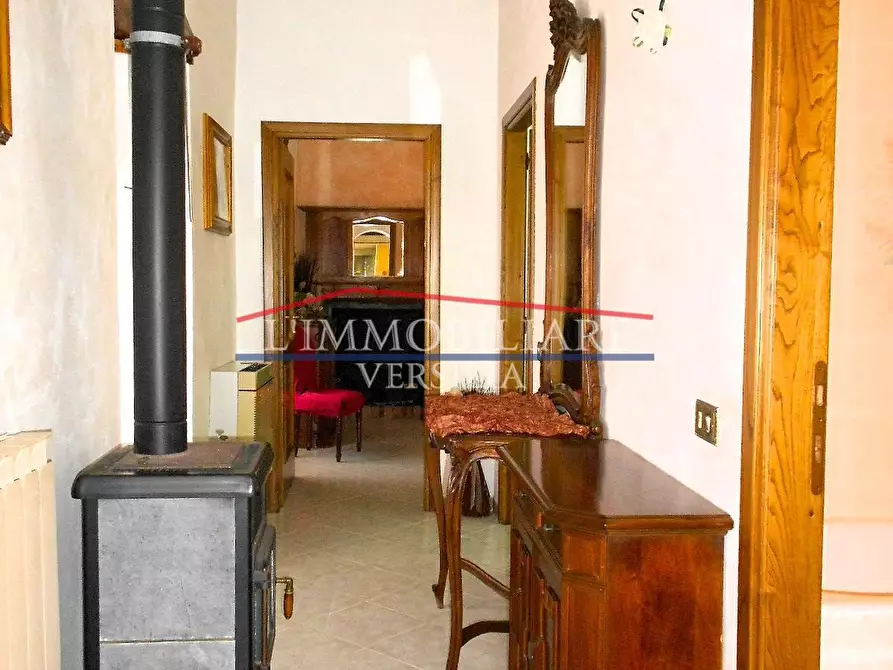 Immagine 15 di Appartamento in vendita  a Carrara