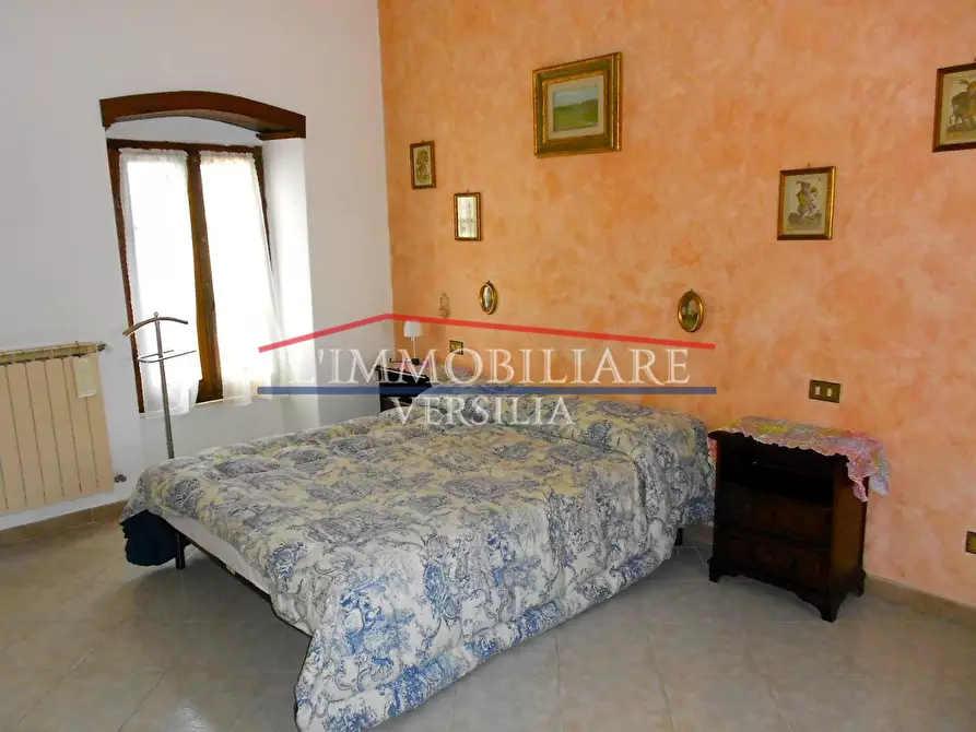 Immagine 25 di Appartamento in vendita  a Carrara