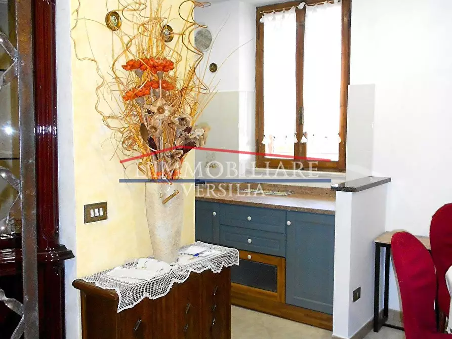 Immagine 7 di Appartamento in vendita  a Carrara