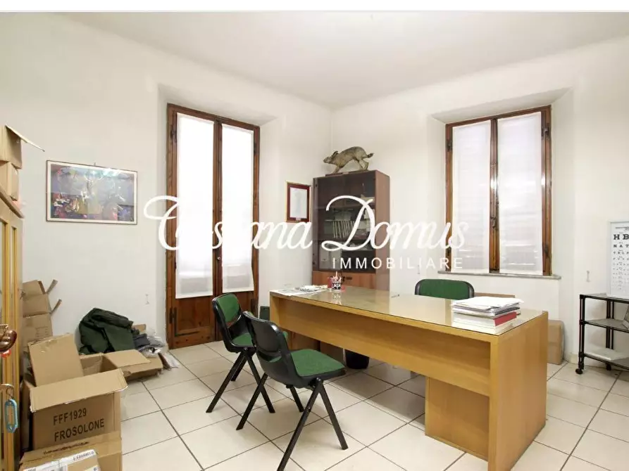 Immagine 4 di Appartamento in vendita  a Siena