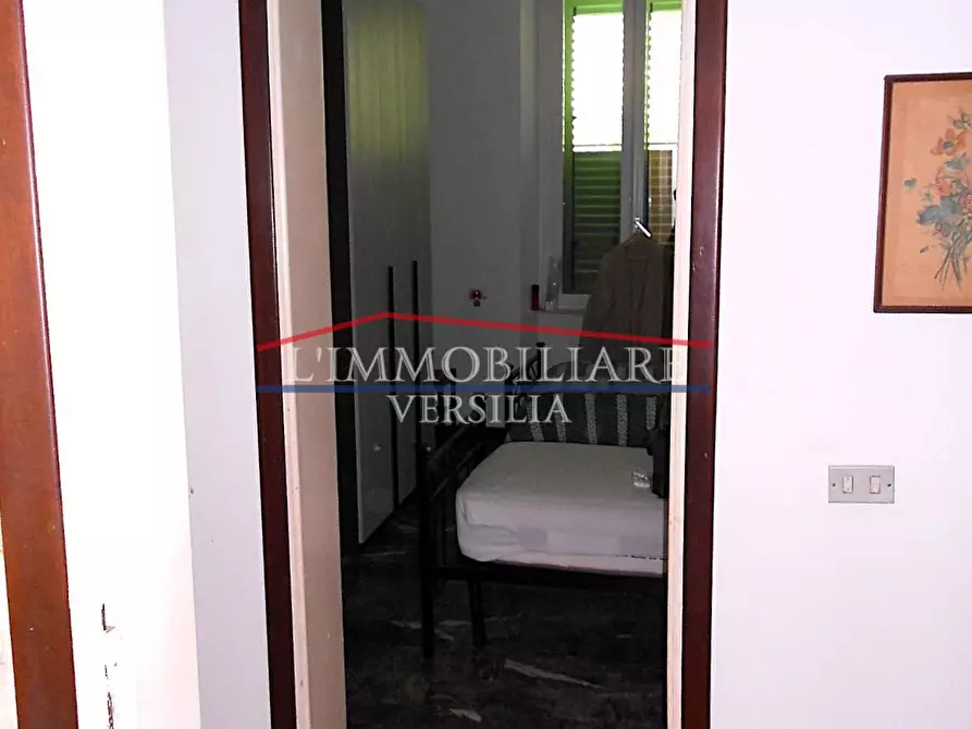 Immagine 48 di Villa in vendita  a Carrara