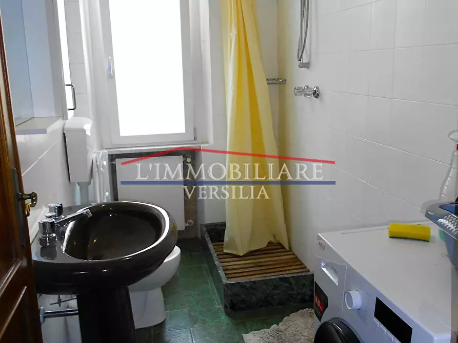 Immagine 33 di Villa in vendita  a Carrara