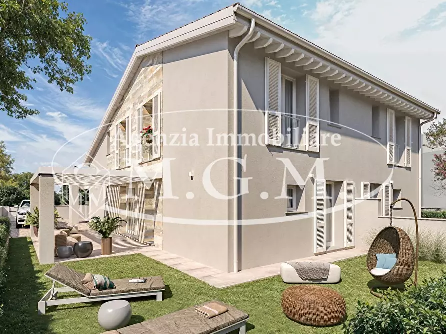 Immagine 11 di Casa bifamiliare in vendita  a Pisa