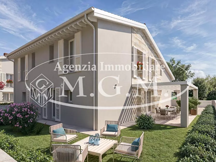 Immagine 10 di Casa bifamiliare in vendita  a Pisa