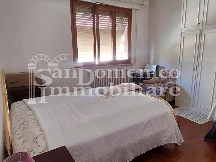 Immagine 3 di Villa in vendita  a Cascina