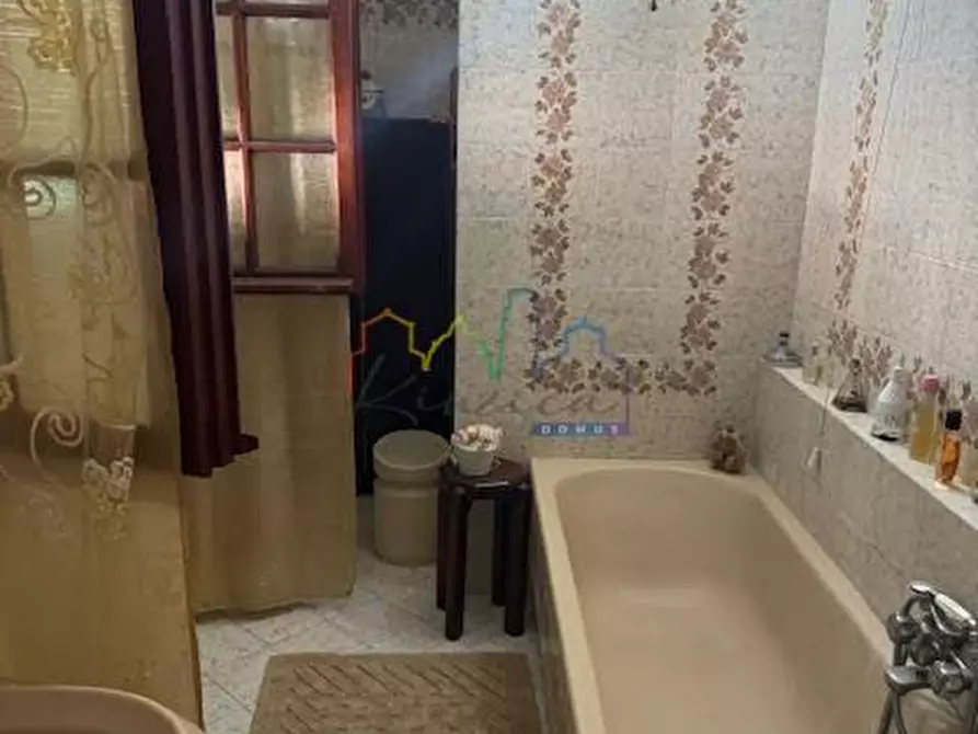 Immagine 12 di Villa in vendita  a San Giuliano Terme