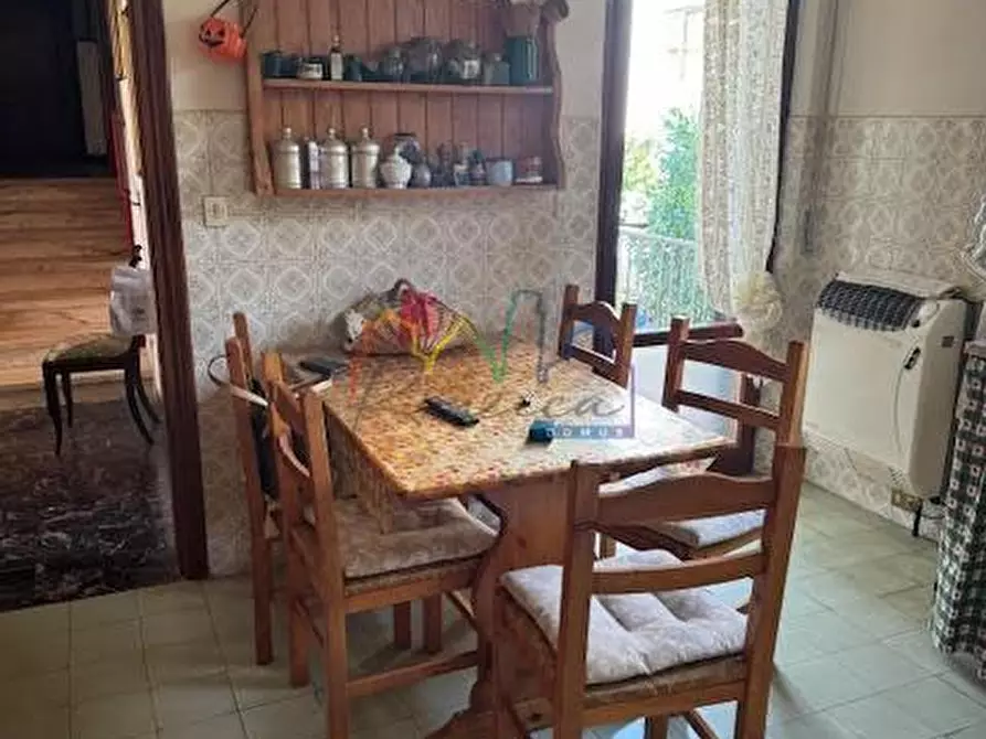 Immagine 8 di Villa in vendita  a San Giuliano Terme