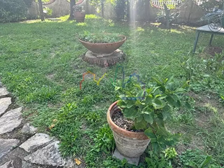 Immagine 4 di Villa in vendita  a San Giuliano Terme