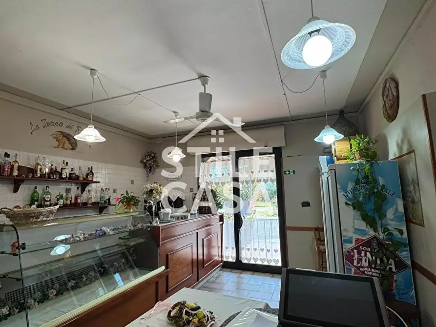 Immagine 23 di Bar / Ristorante in vendita  a Altopascio