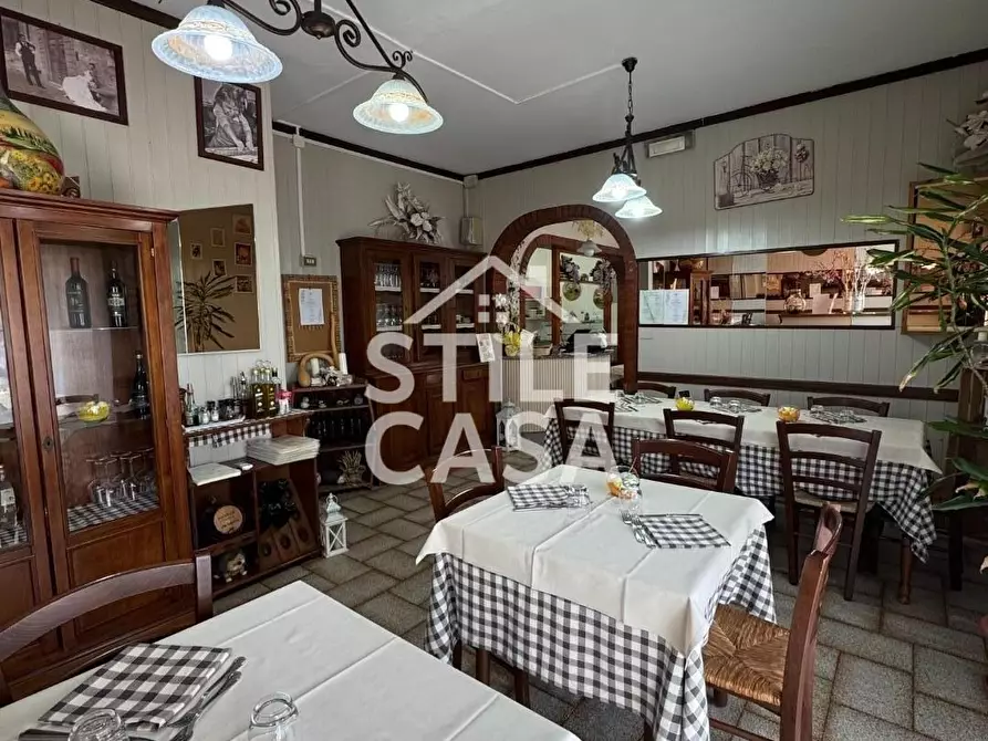 Immagine 11 di Bar / Ristorante in vendita  a Altopascio