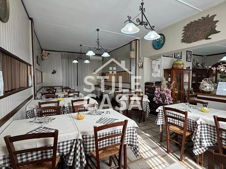 Immagine 2 di Bar / Ristorante in vendita  a Altopascio