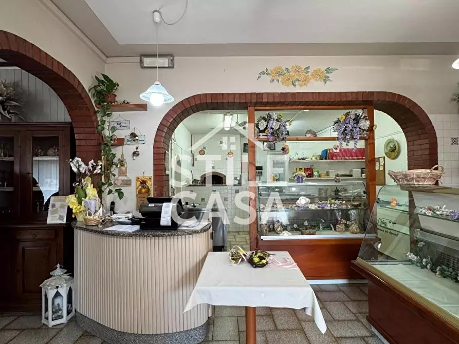 Immagine 28 di Bar / Ristorante in vendita  a Altopascio