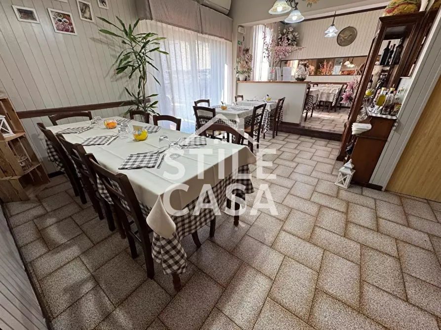 Immagine 7 di Bar / Ristorante in vendita  a Altopascio