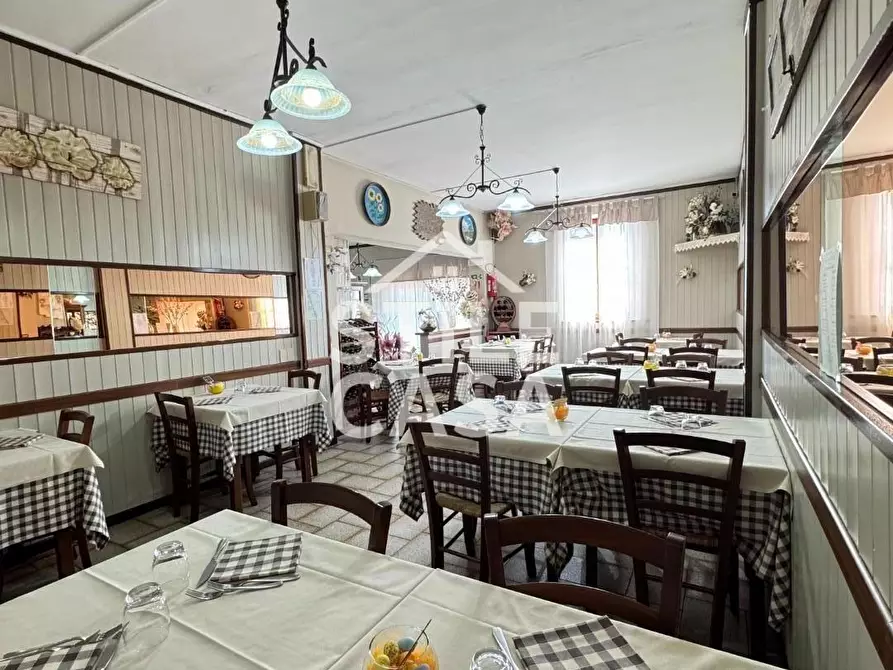 Immagine 6 di Bar / Ristorante in vendita  a Altopascio