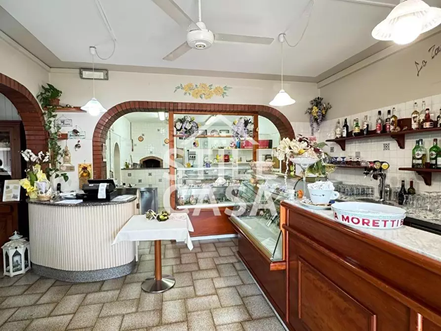 Immagine 20 di Bar / Ristorante in vendita  a Altopascio