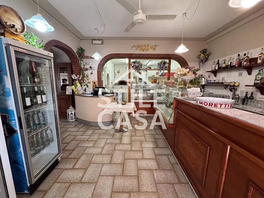 Immagine 16 di Bar / Ristorante in vendita  a Altopascio