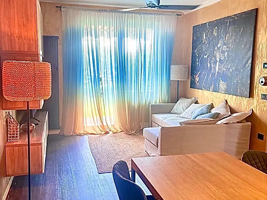 Immagine 5 di Appartamento in vendita  a Massa