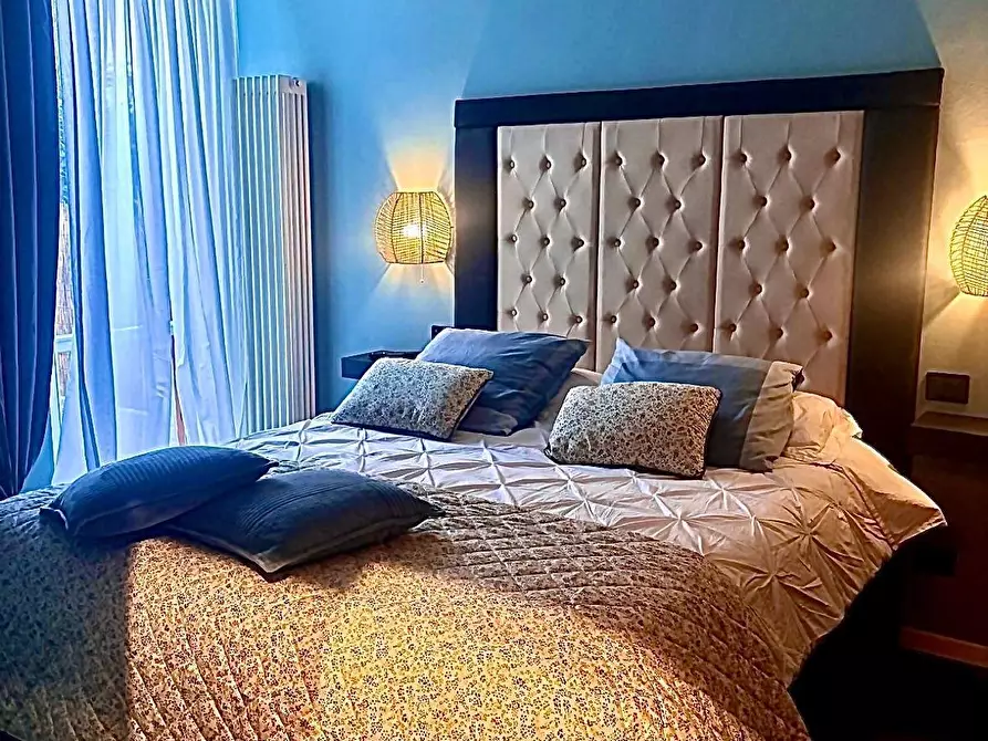 Immagine 9 di Appartamento in vendita  a Massa