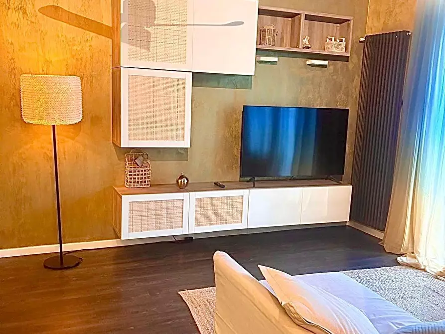 Immagine 12 di Appartamento in vendita  a Massa