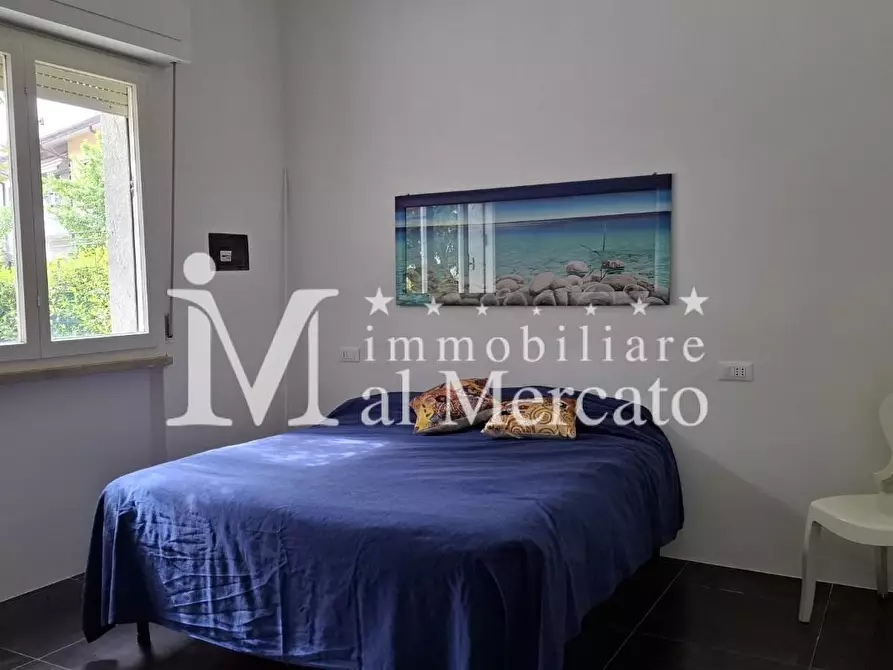 Immagine 7 di Appartamento in vendita  a Viareggio