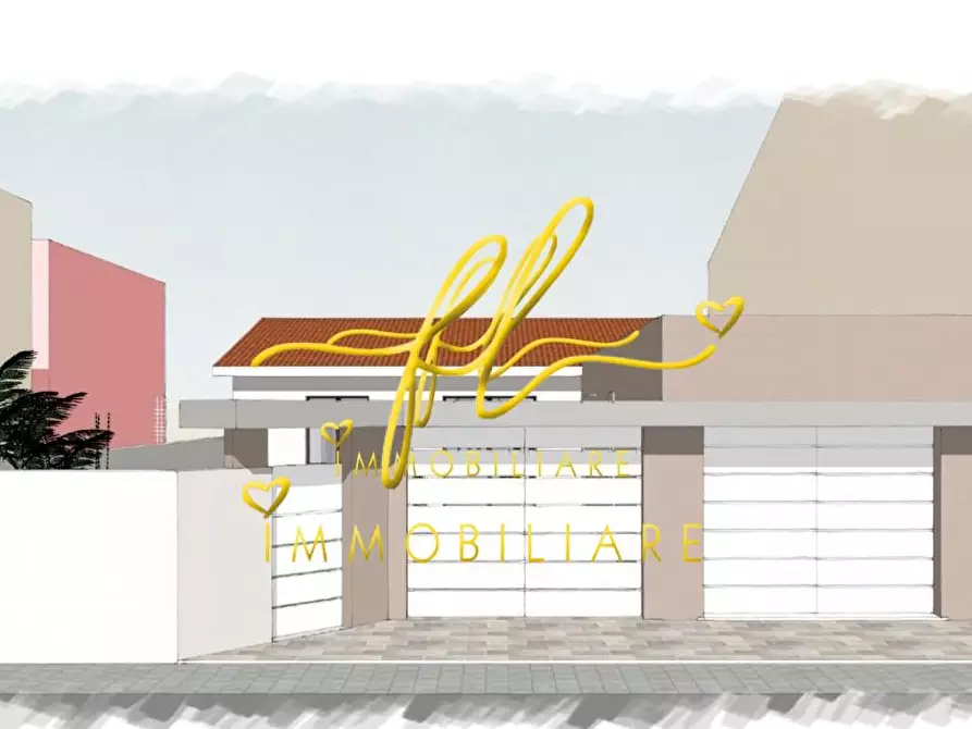 Immagine 1 di Attività artigianale in vendita  a Cecina