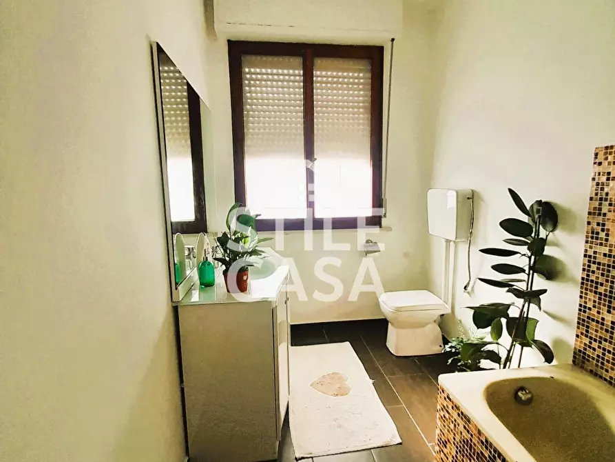 Immagine 11 di Appartamento in vendita  a Pisa