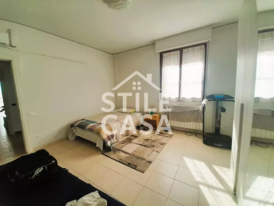 Immagine 10 di Appartamento in vendita  a Pisa