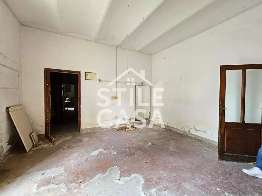 Immagine 19 di Palazzo in vendita  a Castelfranco Di Sotto