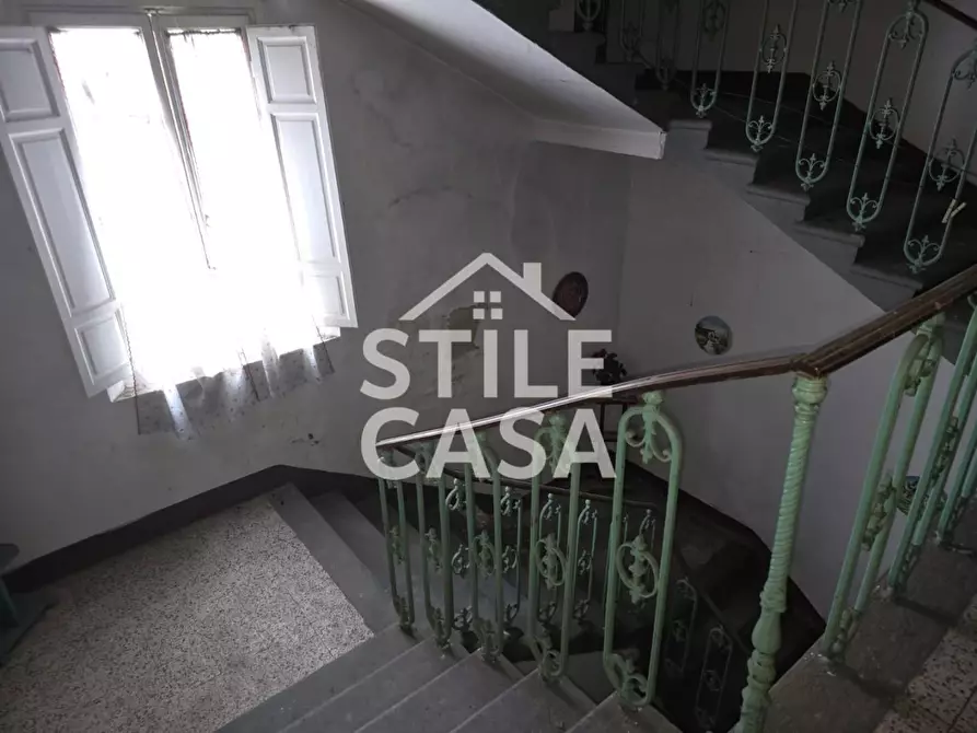 Immagine 27 di Palazzo in vendita  a Castelfranco Di Sotto