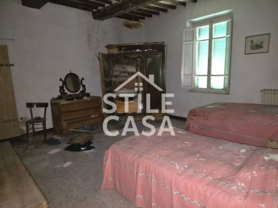 Immagine 25 di Palazzo in vendita  a Castelfranco Di Sotto