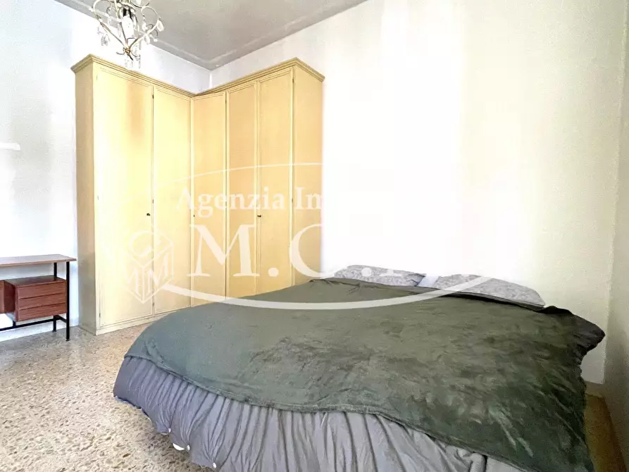 Immagine 11 di Appartamento in vendita  a Pontedera