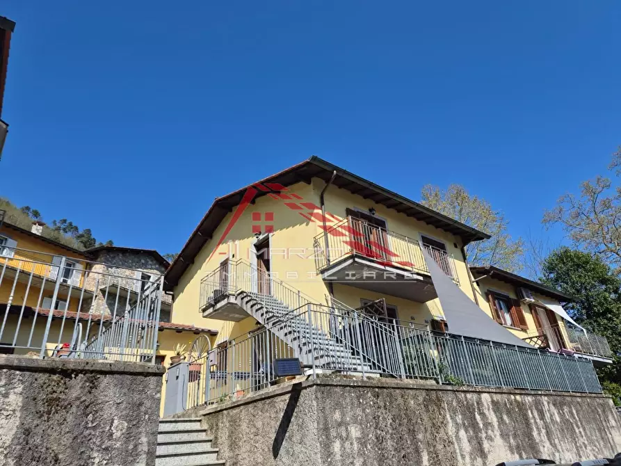 Immagine 7 di Appartamento in vendita  a Bagni Di Lucca