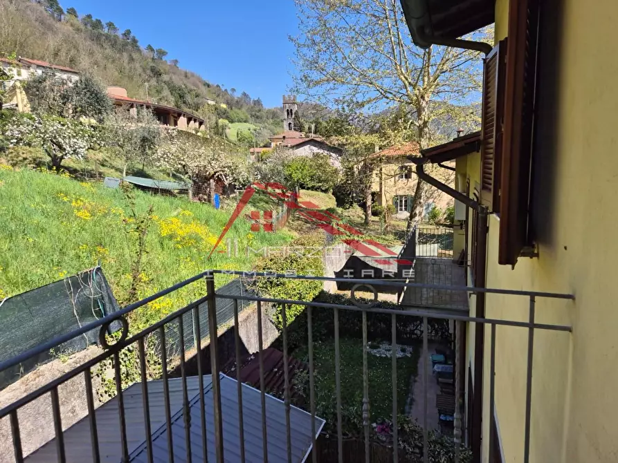 Immagine 12 di Appartamento in vendita  a Bagni Di Lucca