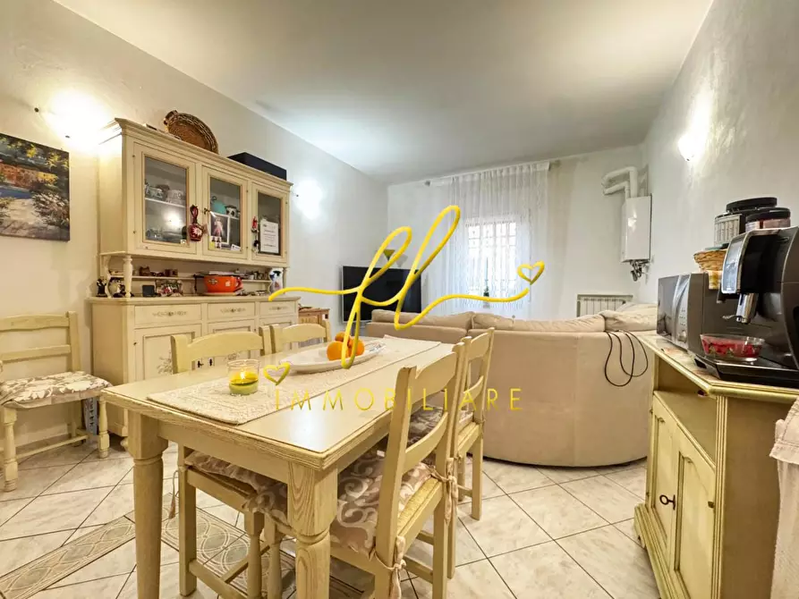 Immagine 3 di Appartamento in vendita  a Collesalvetti