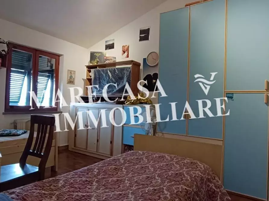 Immagine 15 di Appartamento in vendita  a Ortonovo