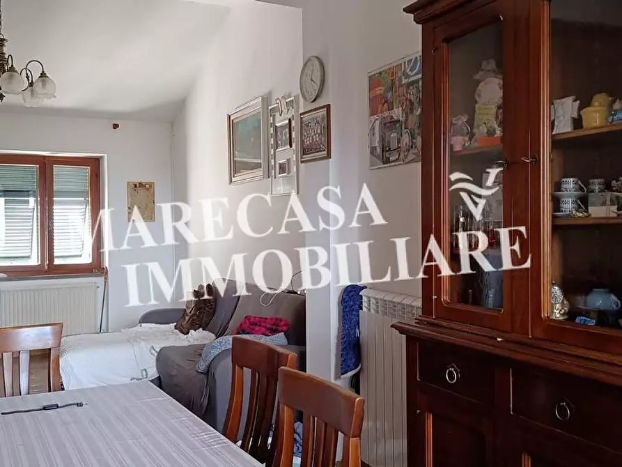 Immagine 4 di Appartamento in vendita  a Ortonovo