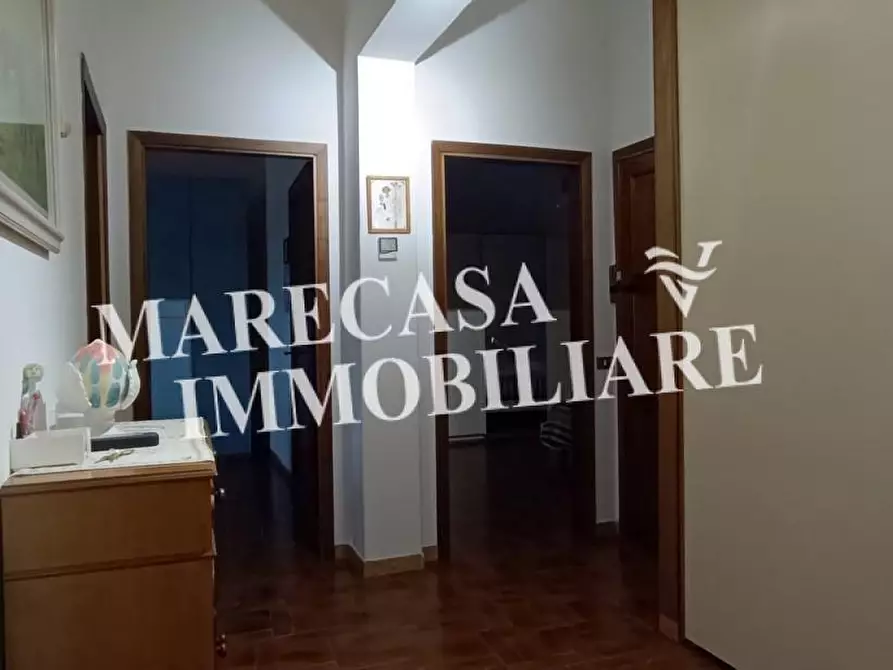 Immagine 21 di Appartamento in vendita  a Ortonovo