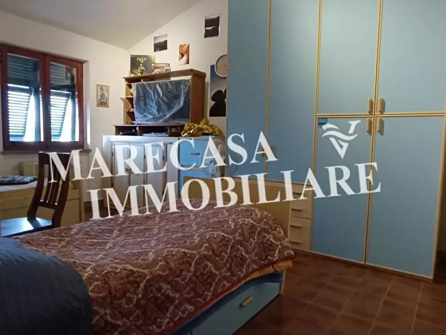 Immagine 17 di Appartamento in vendita  a Ortonovo