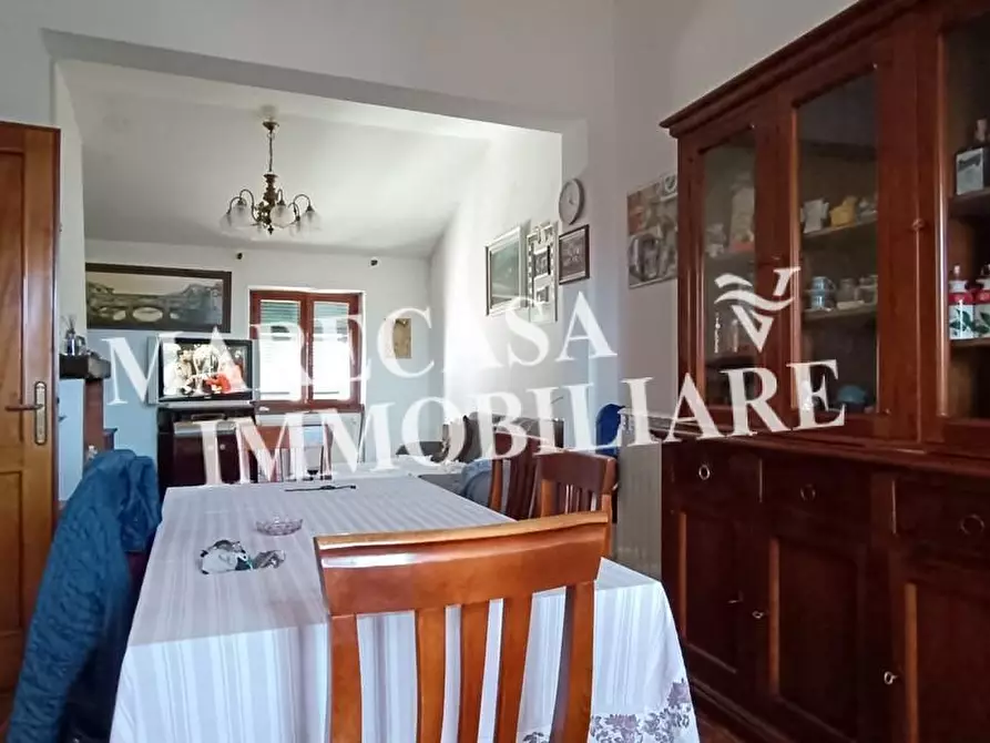 Immagine 6 di Appartamento in vendita  a Ortonovo