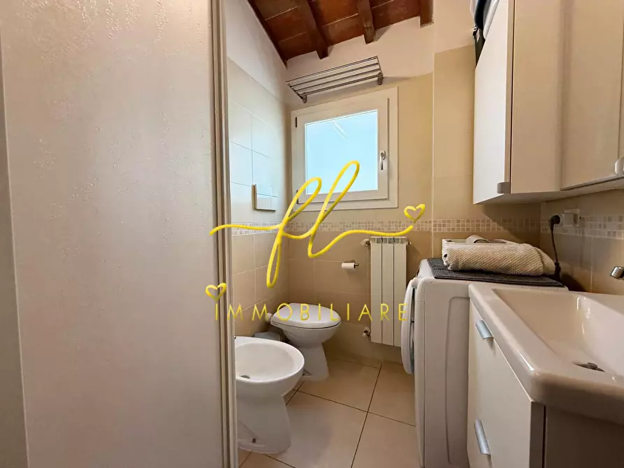 Immagine 15 di Appartamento in vendita  a Cecina