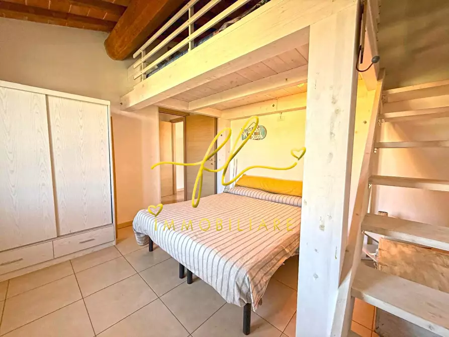 Immagine 12 di Appartamento in vendita  a Cecina